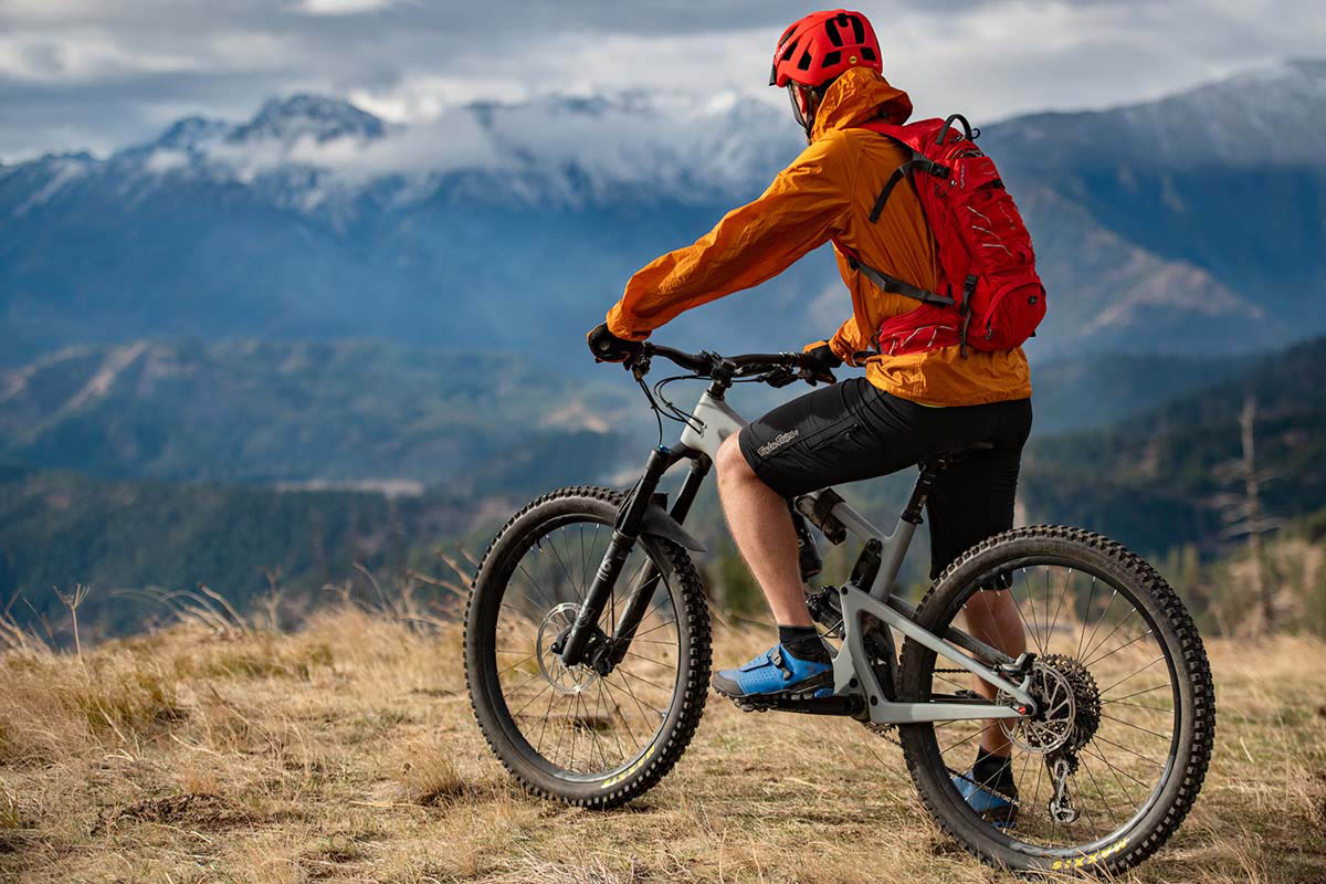 best mountain biking packs